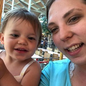 Meet your Posher, Rebeka